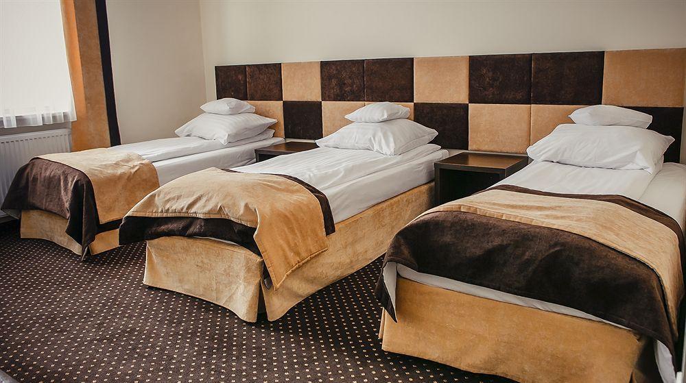 Boutique Hotel'S I Milionowa Lodź Bagian luar foto